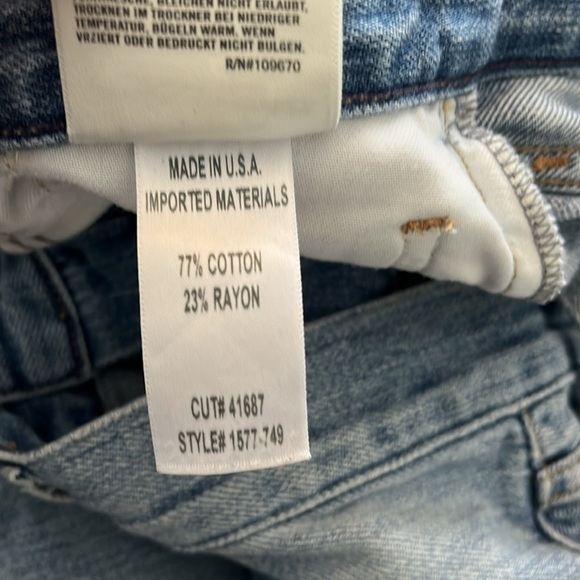 Citizens of Humanity Liya High Rise Classic Fit Crop Premium
Vintage Jeans US 27 - Picture 11 of 17